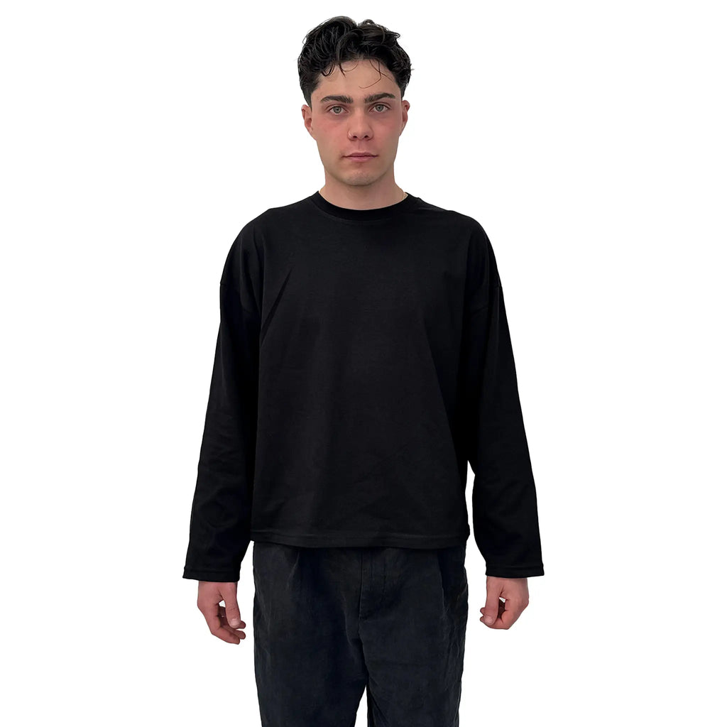 Longsleeve Nera "Se sai distrarmi hai tutta la mia attenzione"